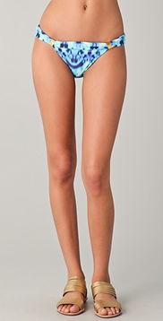 tubebikini视频,揭秘时尚泳装潮流与魅力