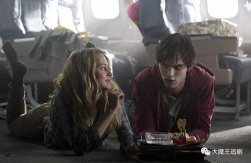 丧尸吃人视频,惊悚食人视频揭秘生存危机